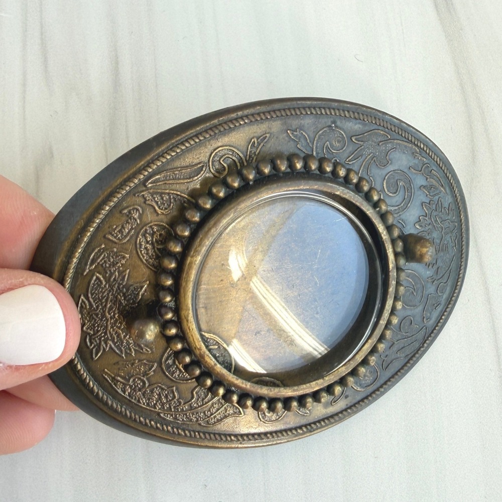Vintage Style Antique Bronze Floral Oval Belt Buckle with Glass Photo Window